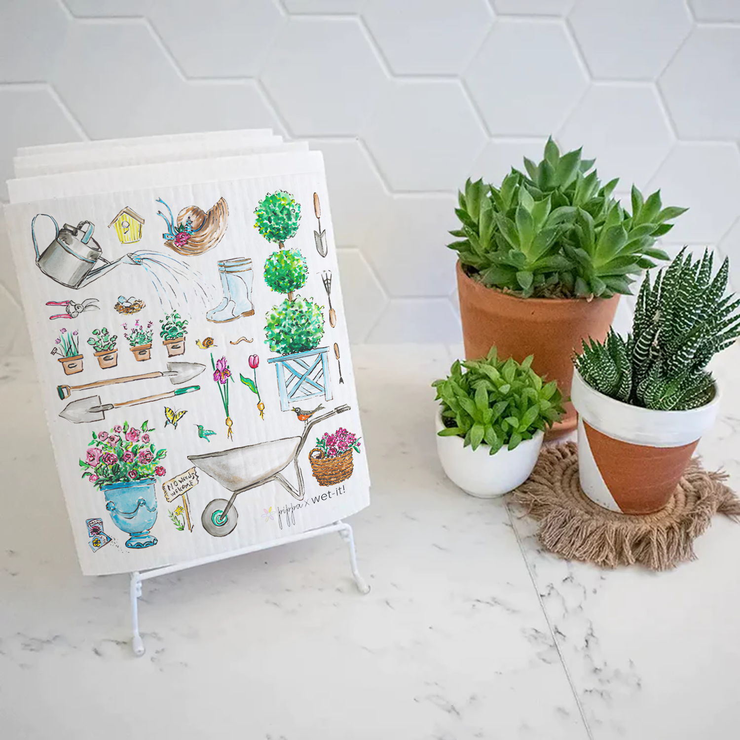 pippa english cottage garden design on sponge cloth